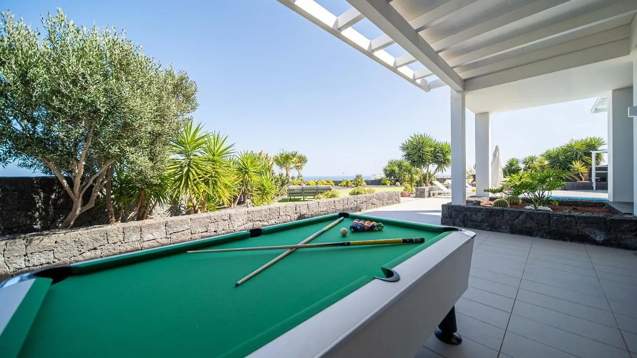 Villa Baobab By Alondra Collection Puerto del Carmen  0*, Puerto del Carmen (Lanzarote)